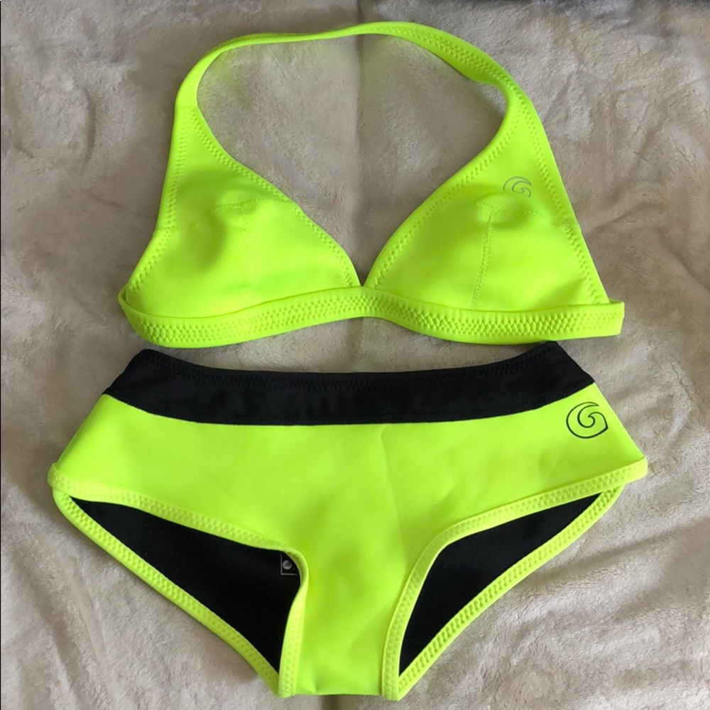 ✨BOGO half off✨